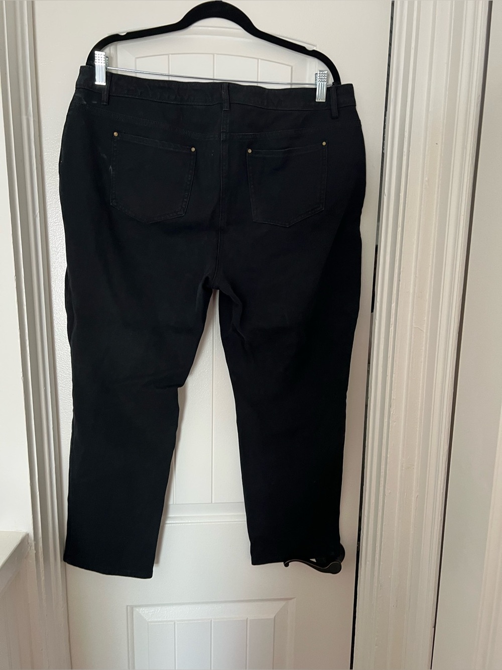 SO Black Ankle Jeans for Women